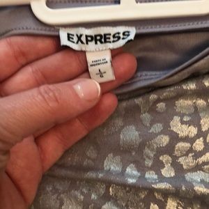 Express Tops - Express top Express Tops - Express top